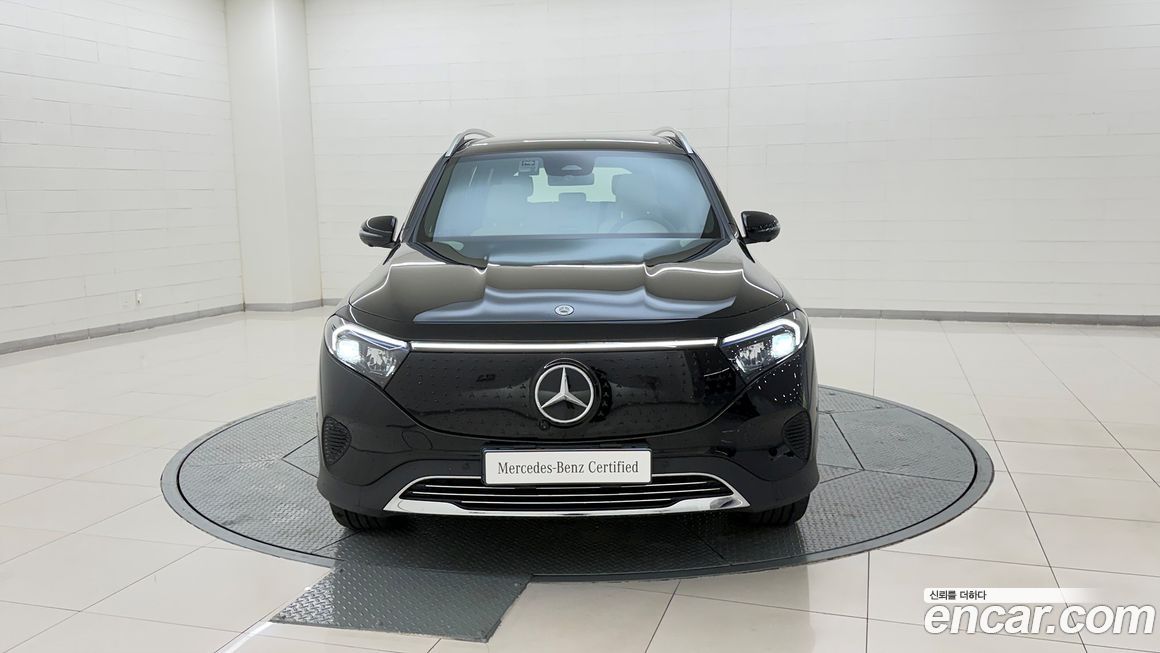 Mercedes-Benz EQB 2026