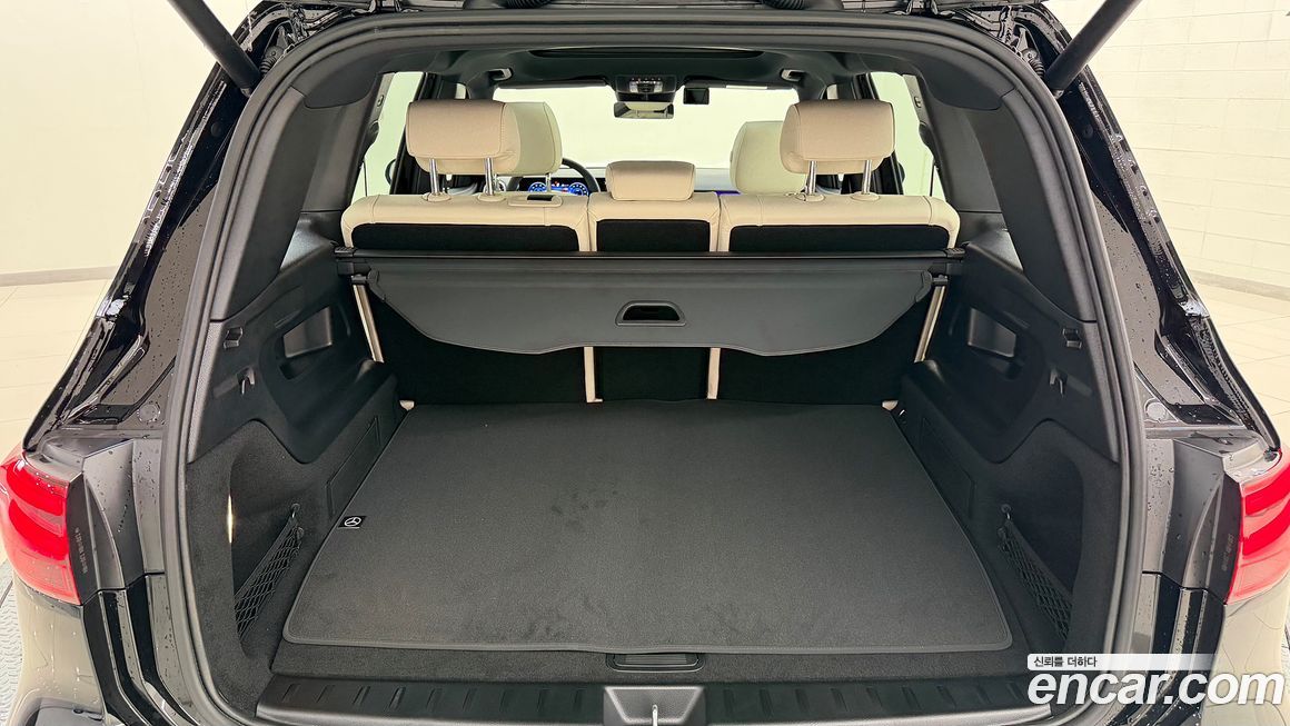 Mercedes-Benz EQB 2026