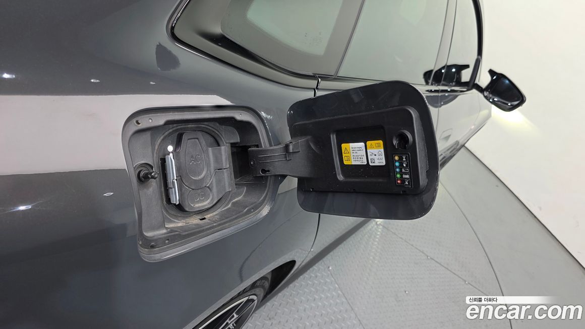 BMW i4 2023