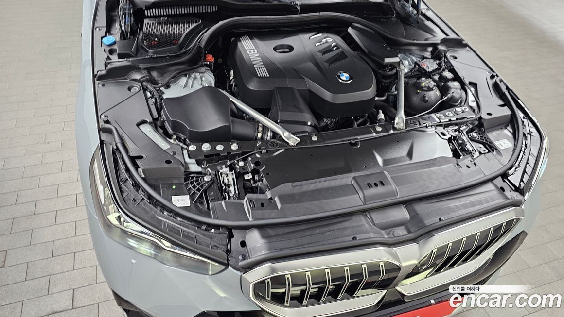 BMW 5-Series 2024