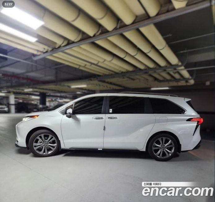 Toyota Sienna 2025