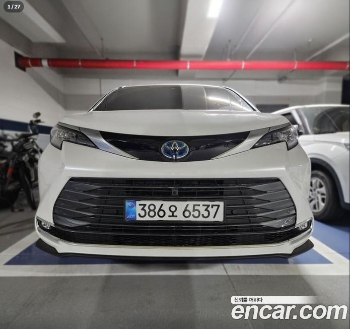 Toyota Sienna 2025