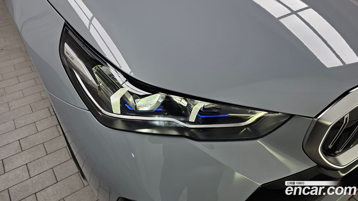 BMW 5-Series 2024