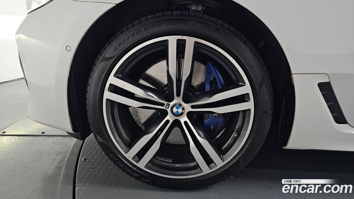 BMW Gran Turismo 2024
