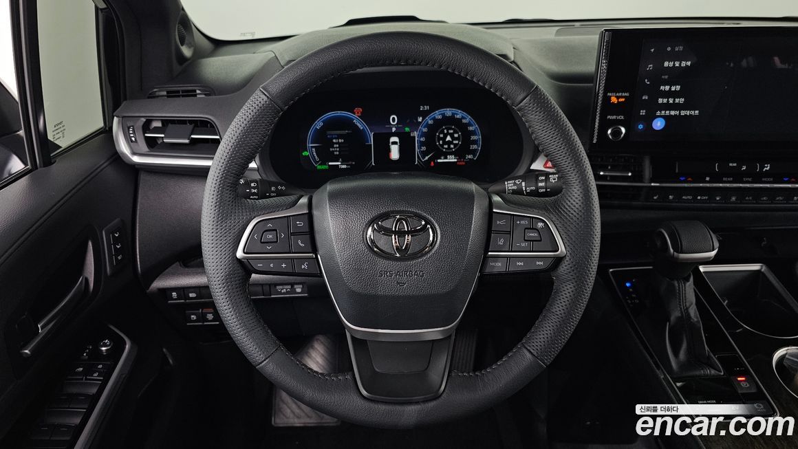 Toyota Sienna 2025
