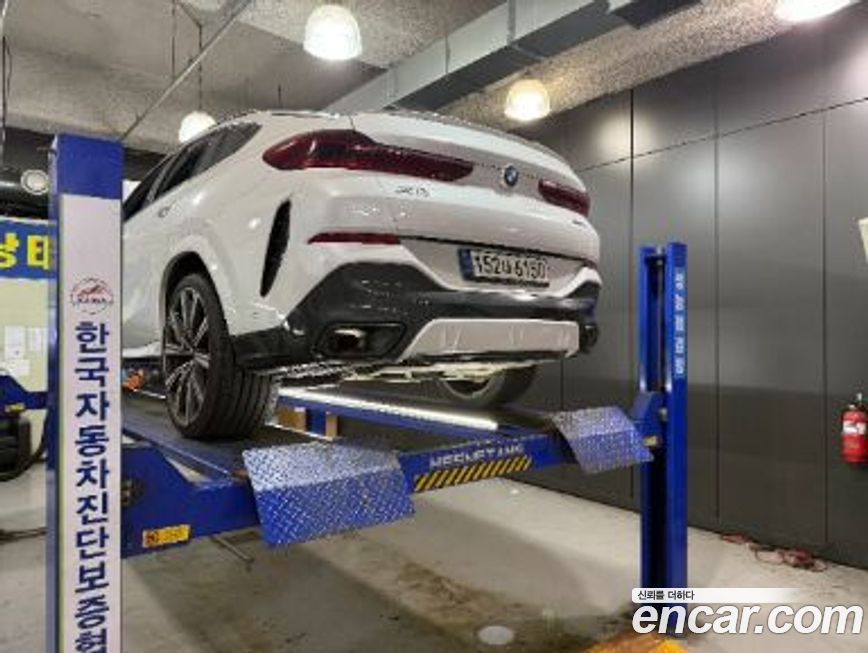 BMW X6 2021