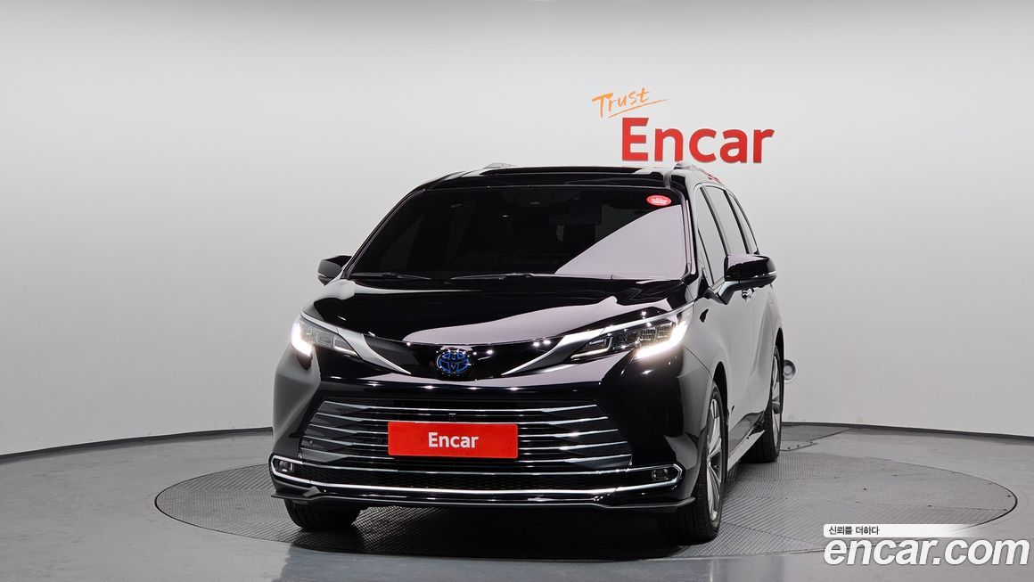 Toyota Sienna 2025