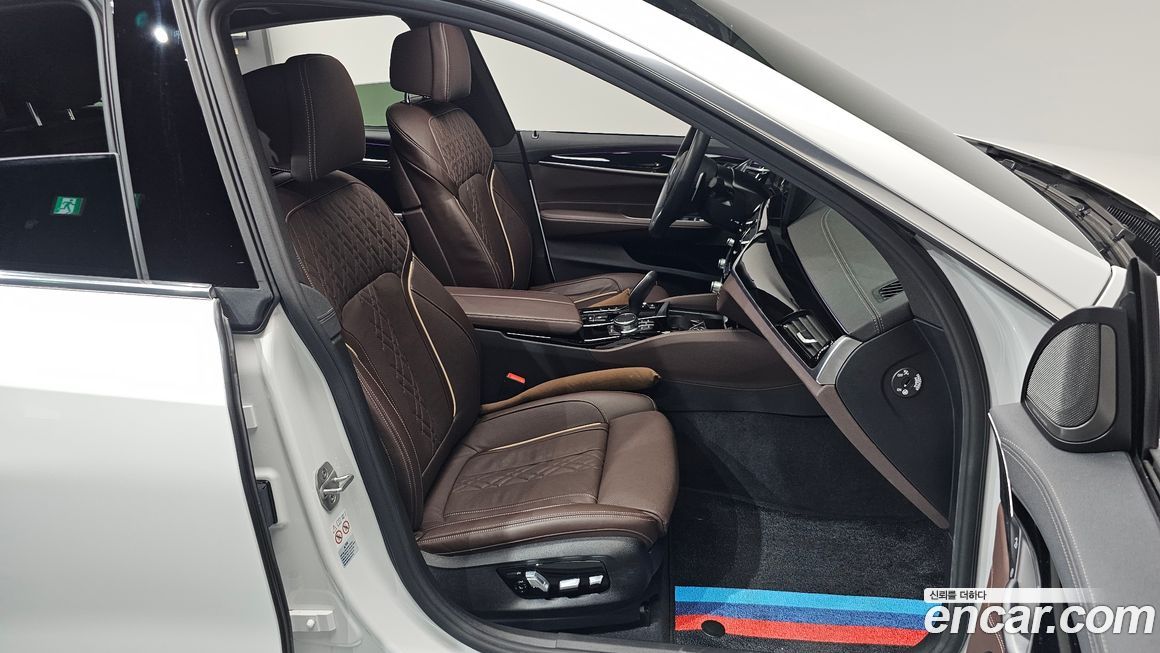 BMW Gran Turismo 2024