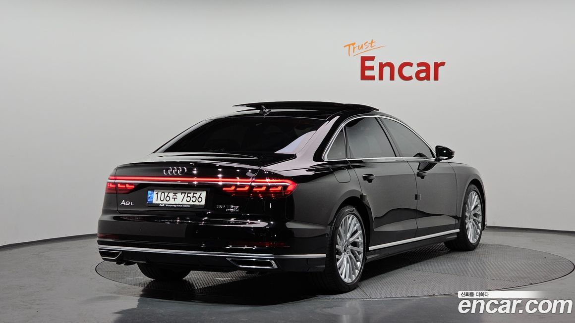 Audi A8 2021