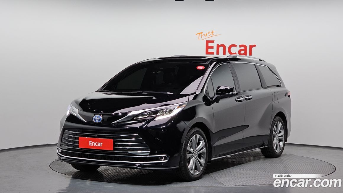Toyota Sienna 2025