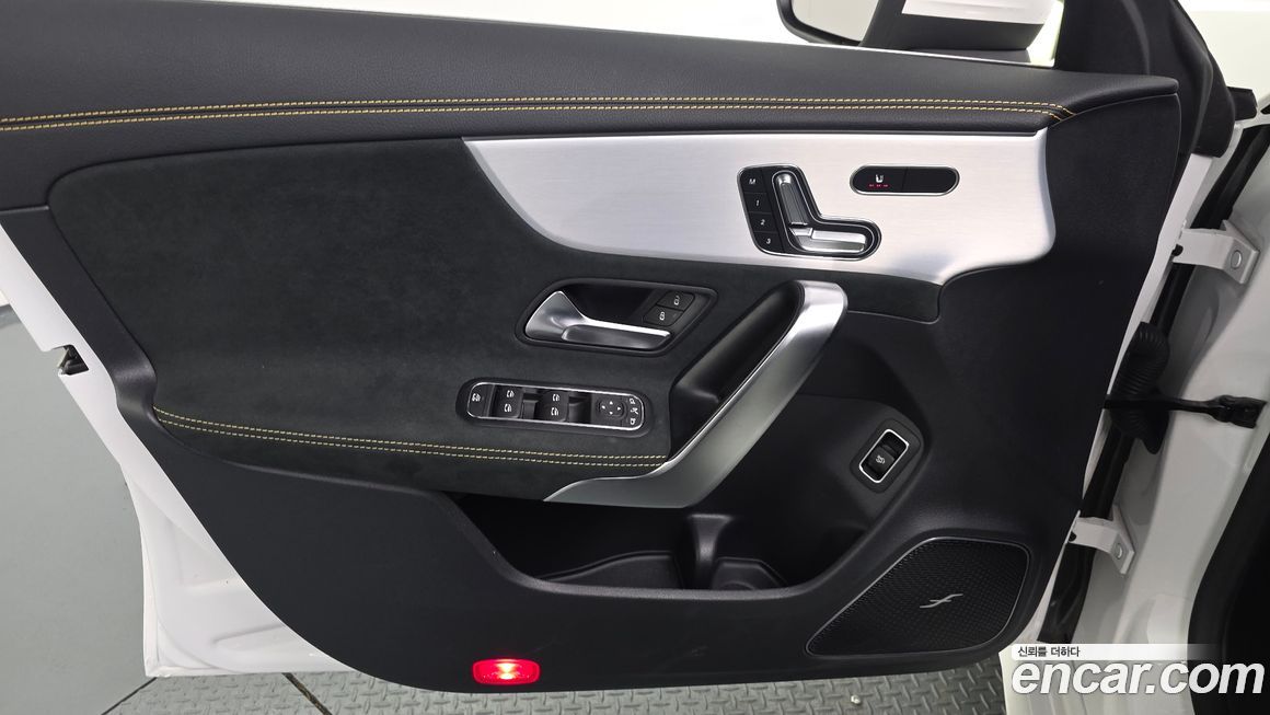 Mercedes-Benz CLA-Class 2025