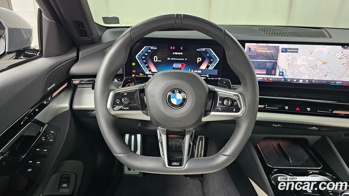 BMW 5-Series 2024