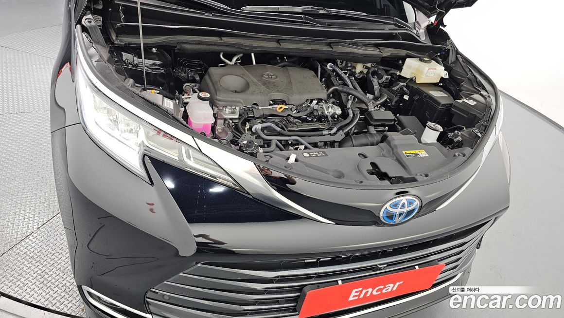 Toyota Sienna 2025
