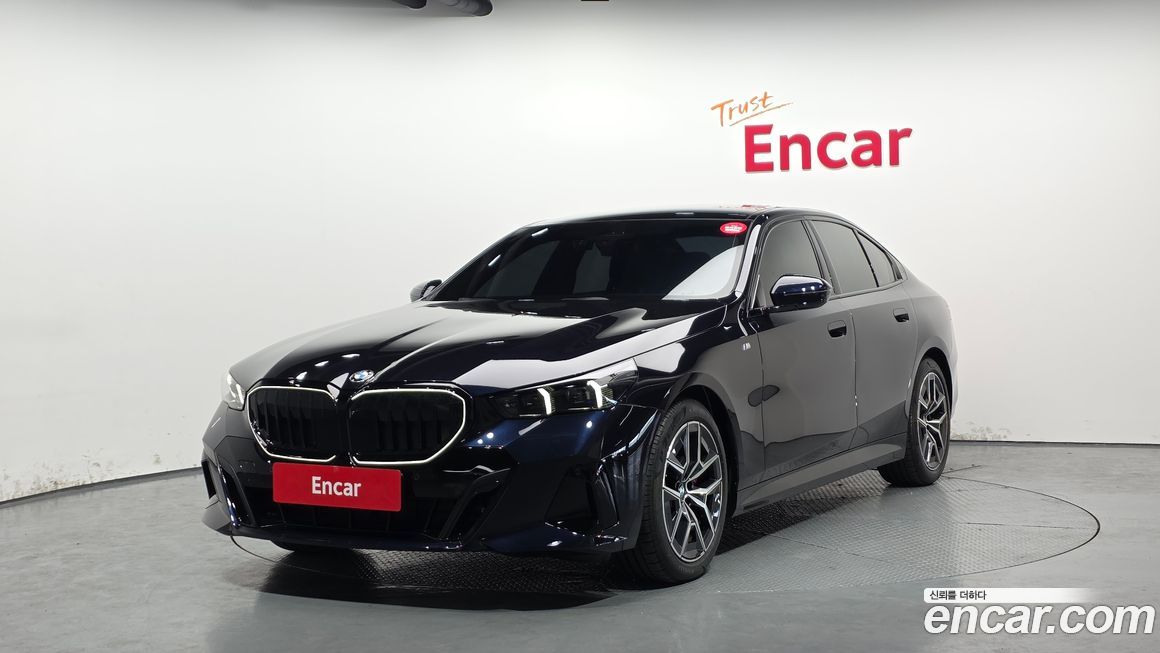 BMW 5-Series 2025