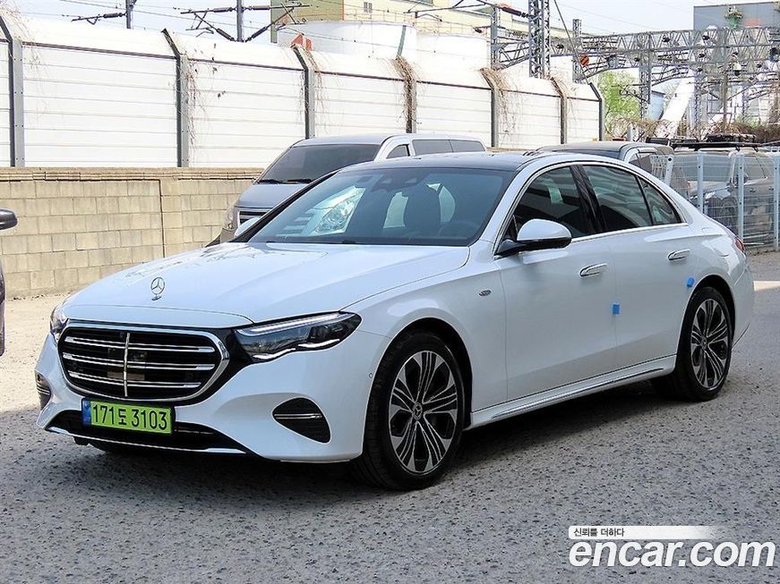Mercedes-Benz E-Class 2025