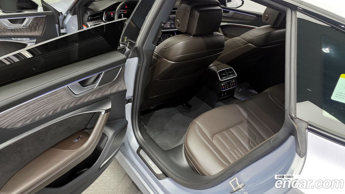 Audi A7 2024