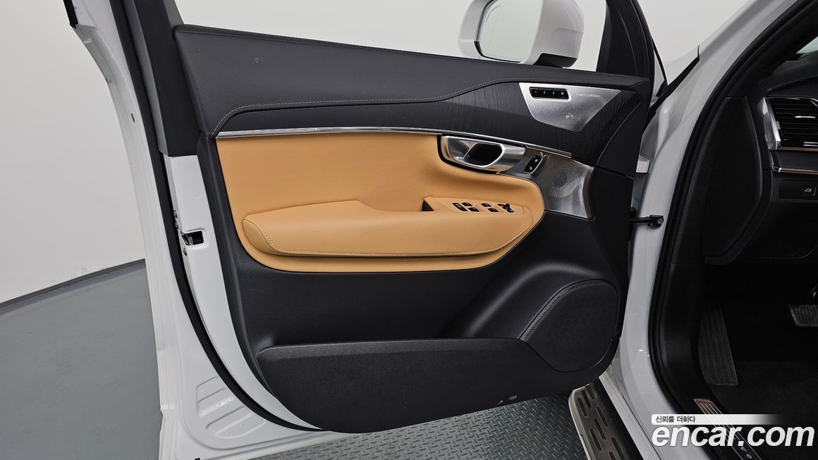 Volvo XC90 2024