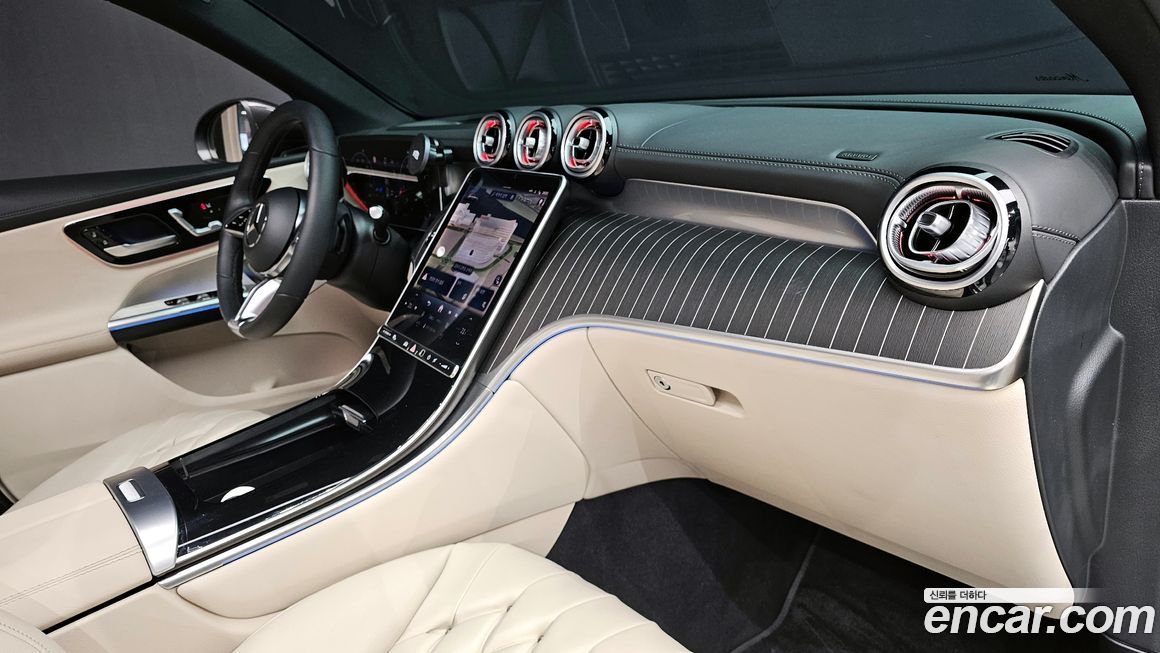 Mercedes-Benz GLC-Class 2025