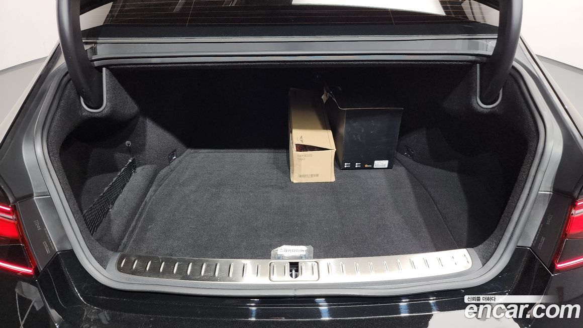 Genesis G90 2023