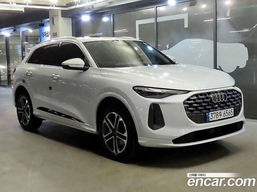 Audi Q5 2025