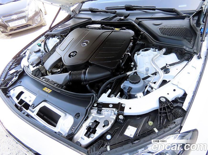 Mercedes-Benz E-Class 2025
