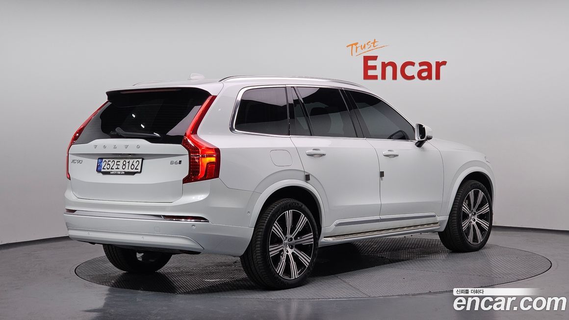 Volvo XC90 2024