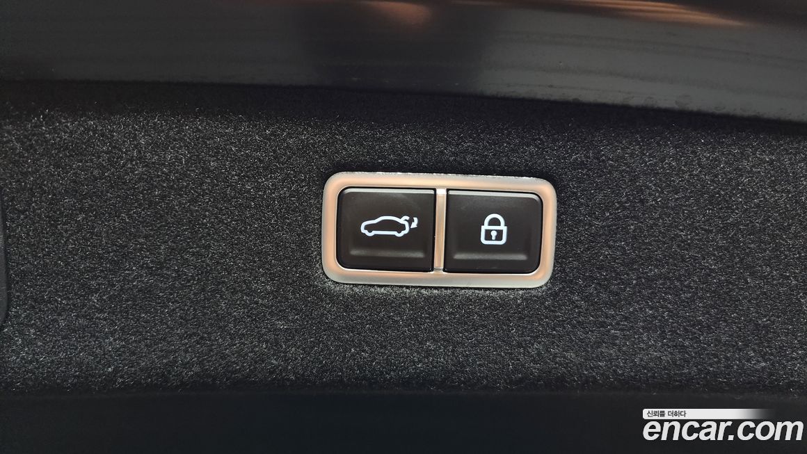 Genesis G90 2023
