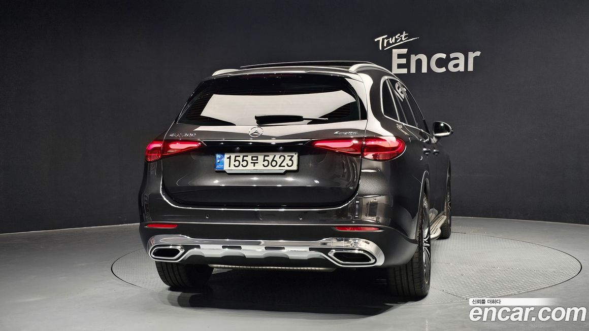 Mercedes-Benz GLC-Class 2025