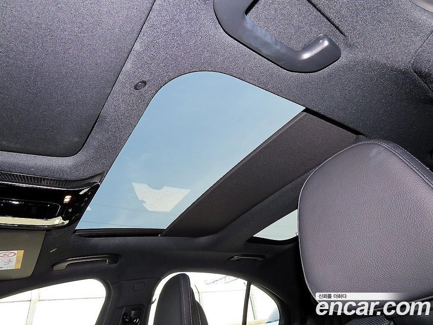 Mercedes-Benz E-Class 2025