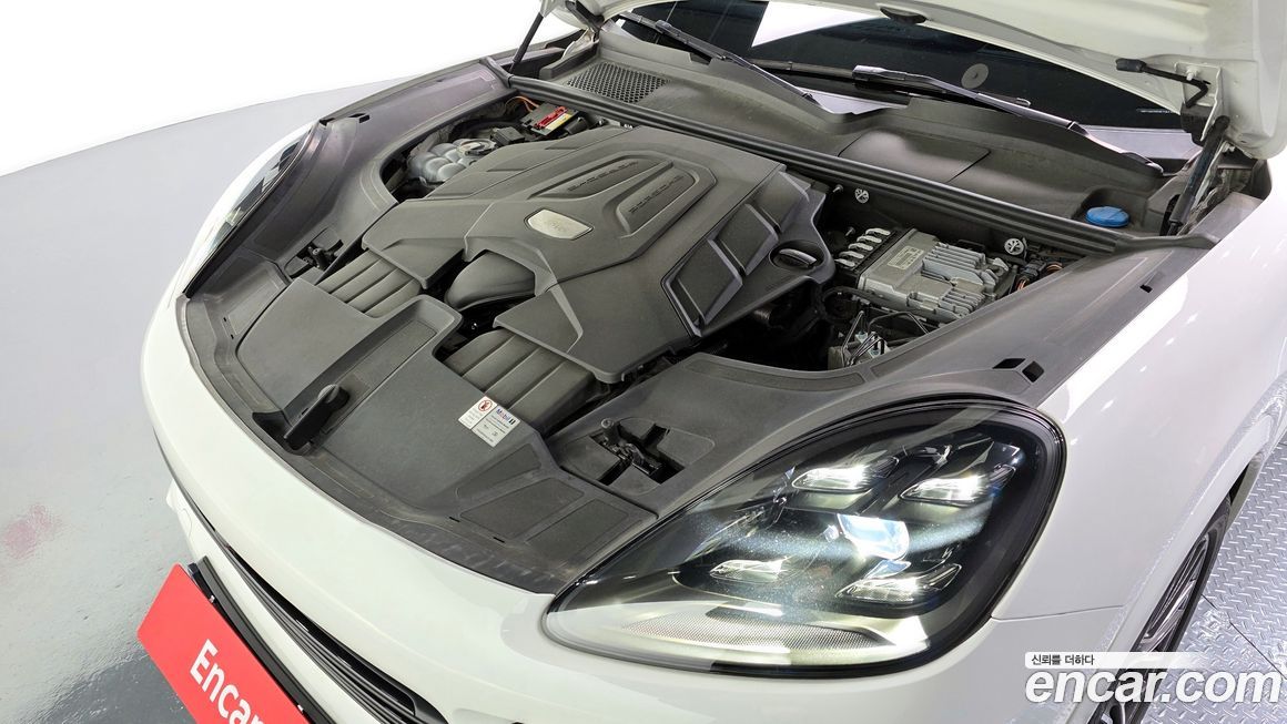 Porsche Cayenne 2020