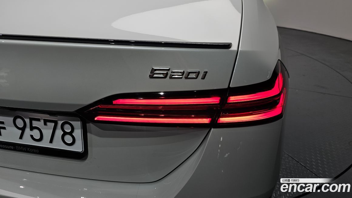 BMW 5-Series 2026