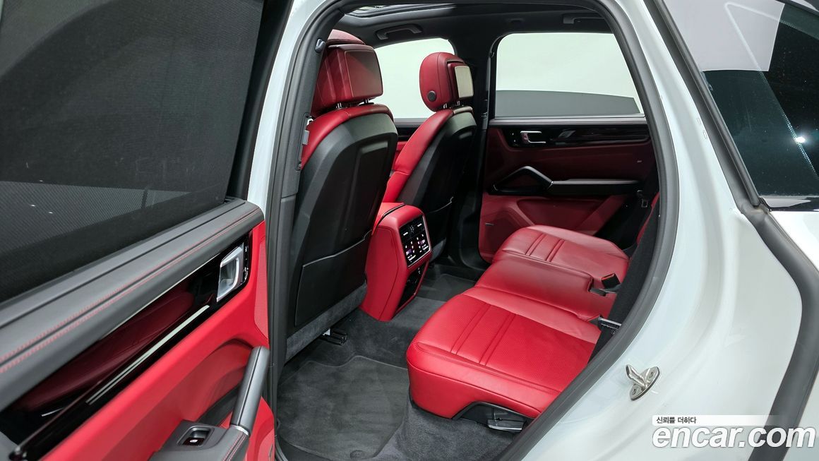 Porsche Cayenne 2020