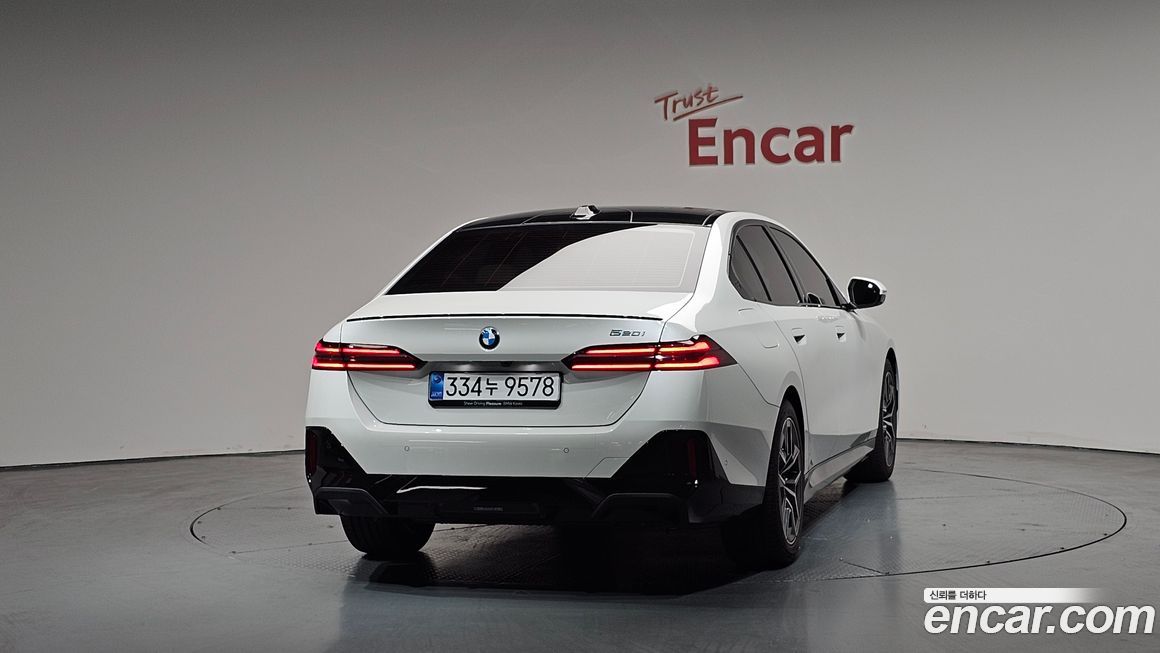 BMW 5-Series 2026
