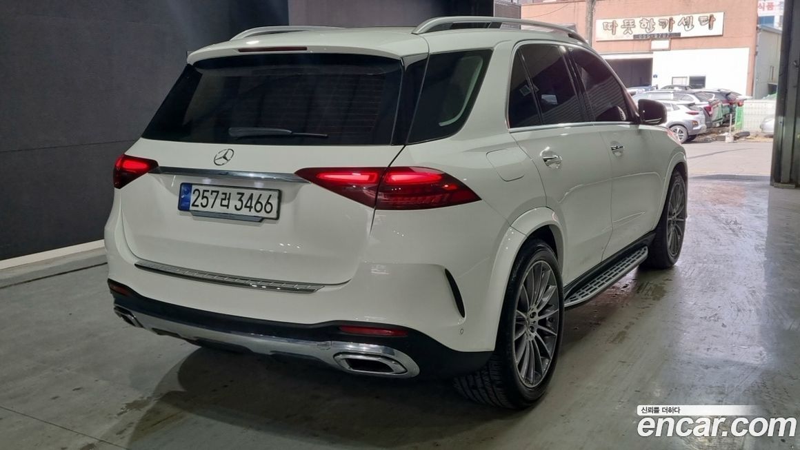 Mercedes-Benz GLE-Class 2024