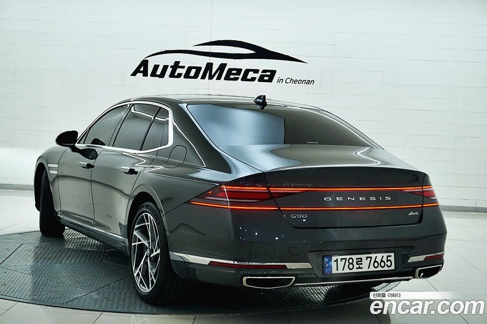 Genesis G90 2023