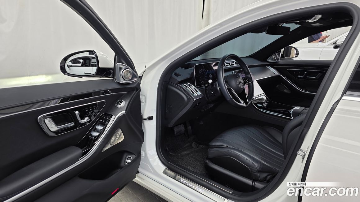 Mercedes-Benz S-Class 2022