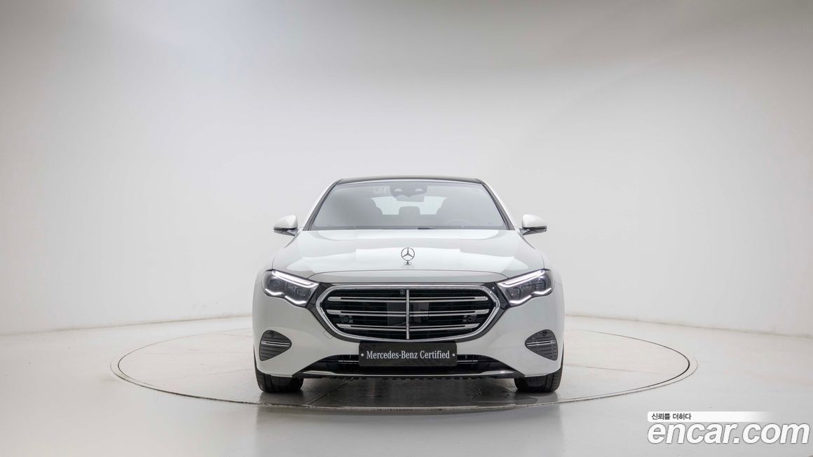 Mercedes-Benz E-Class 2026