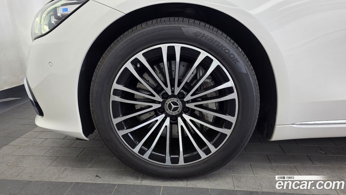Mercedes-Benz S-Class 2022