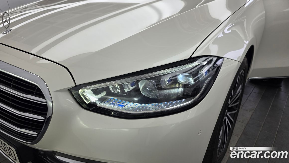 Mercedes-Benz S-Class 2022