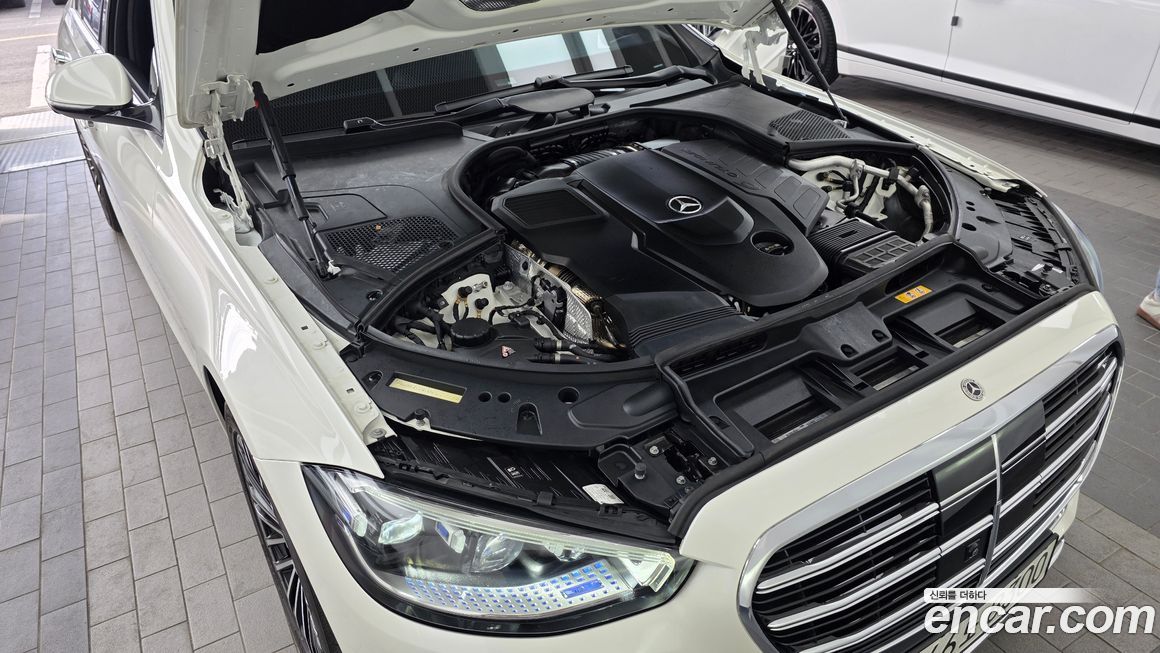 Mercedes-Benz S-Class 2022