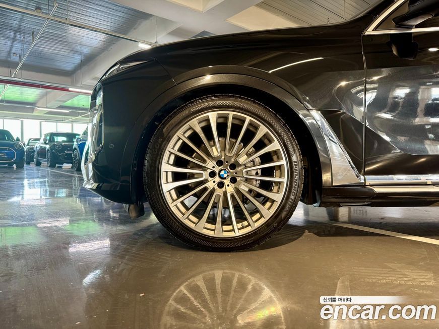 BMW X7 2023