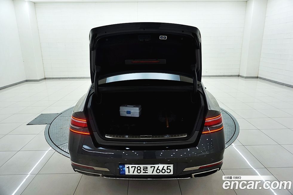 Genesis G90 2023