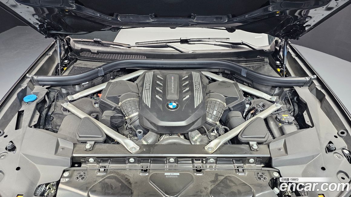 BMW X7 2022