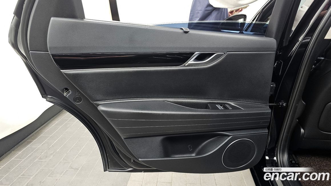 Genesis G80 2021