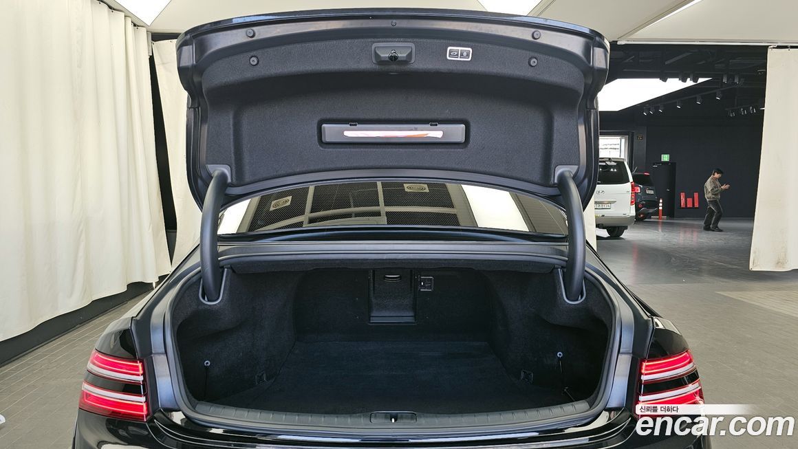 Genesis G80 2021