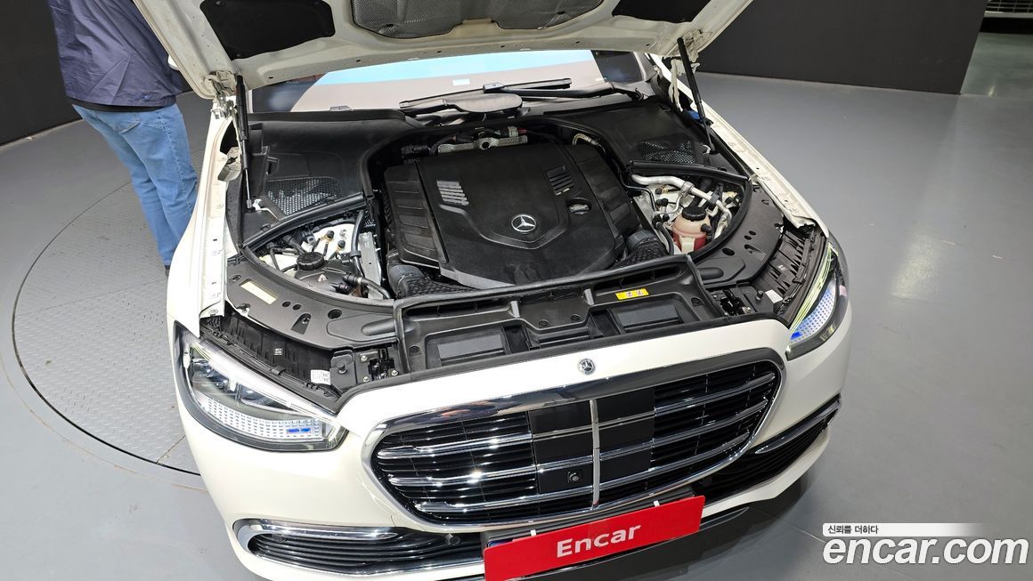 Mercedes-Benz S-Class 2022