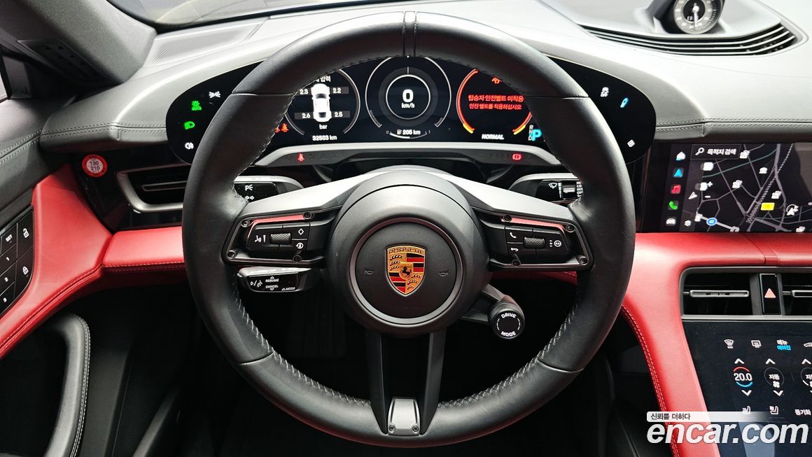 Porsche Taycan 2022