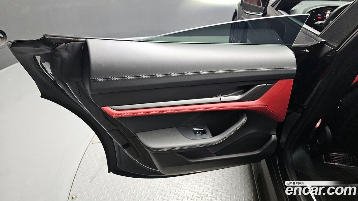 Porsche Taycan 2022