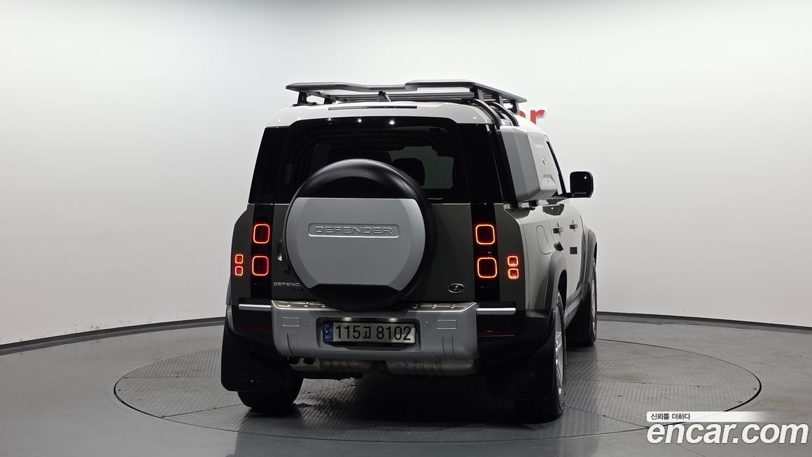 Land Rover Defender 2020