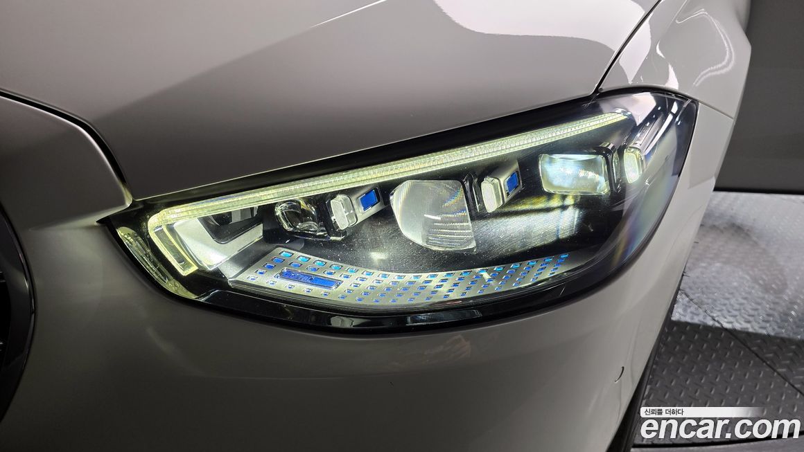 Mercedes-Benz S-Class 2022